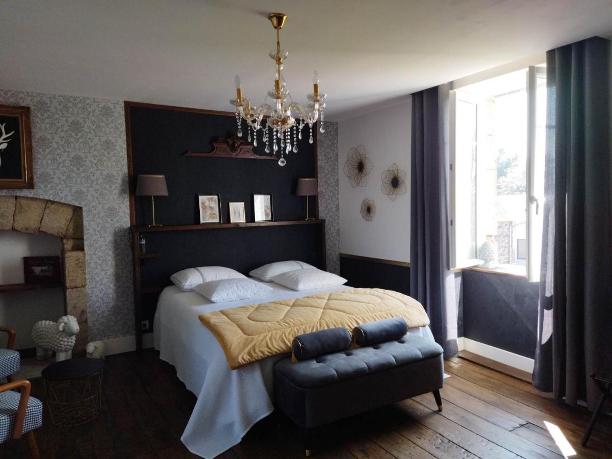La Menardiere "Tranquilitatis" Chambre Double Petit Dejeuner Compris Corseul Екстер'єр фото