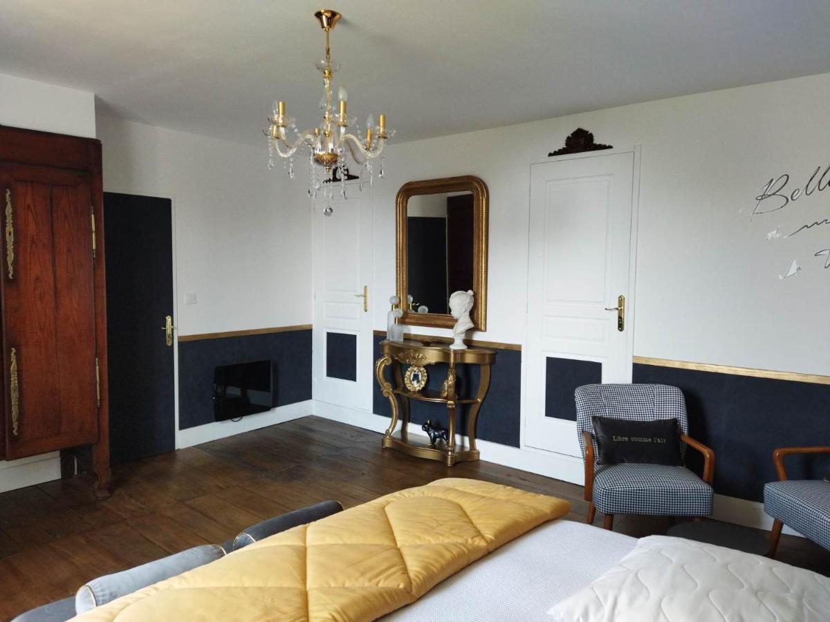 La Menardiere "Tranquilitatis" Chambre Double Petit Dejeuner Compris Corseul Екстер'єр фото