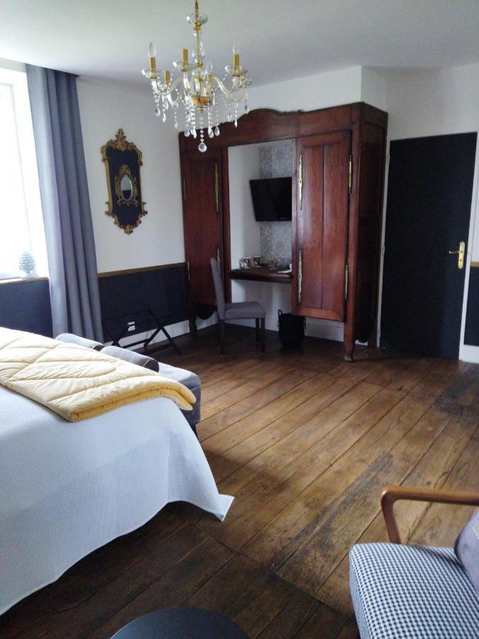 La Menardiere "Tranquilitatis" Chambre Double Petit Dejeuner Compris Corseul Екстер'єр фото